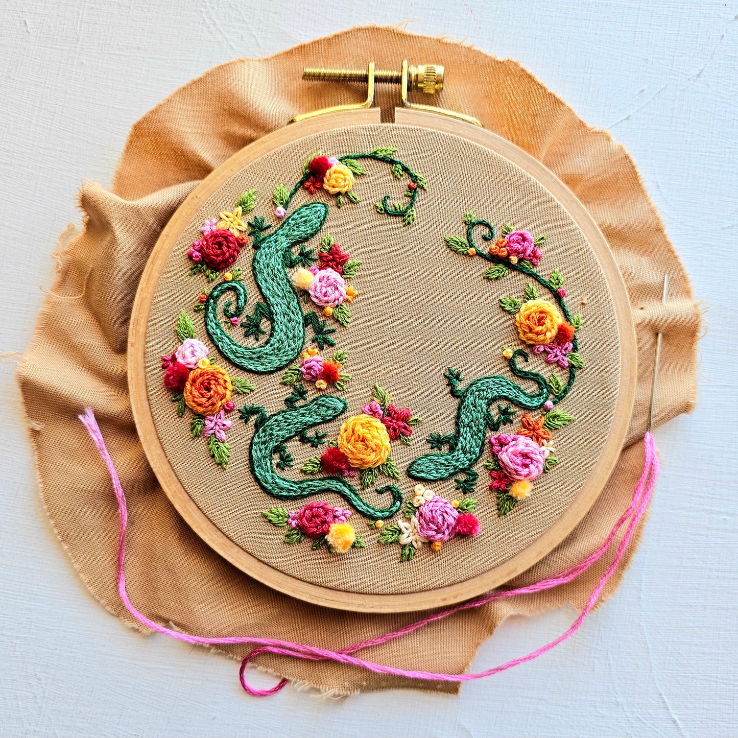 Backyard Geckos Embroidery Kit