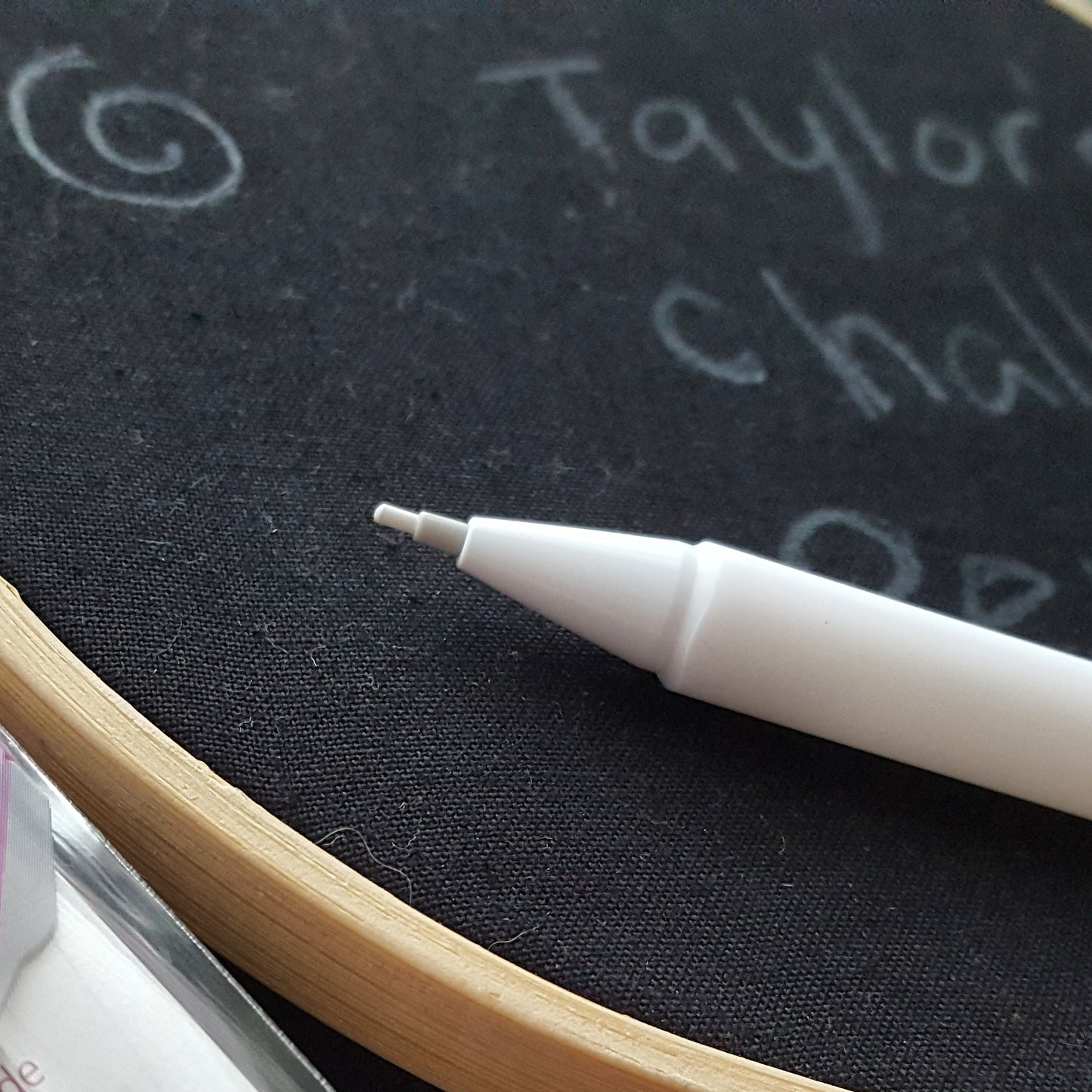 Tailor's Click Pencil for Dark Fabrics