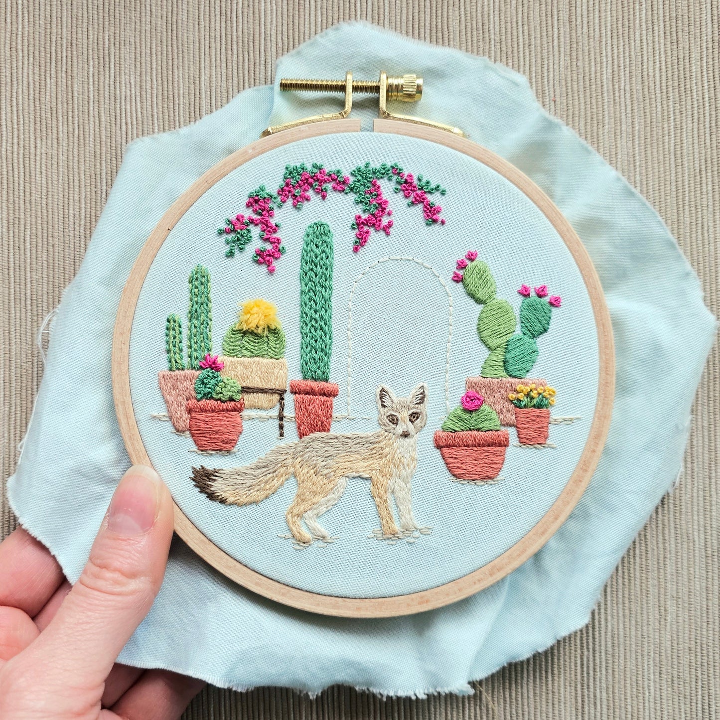 Kit Fox Embroidery Kit