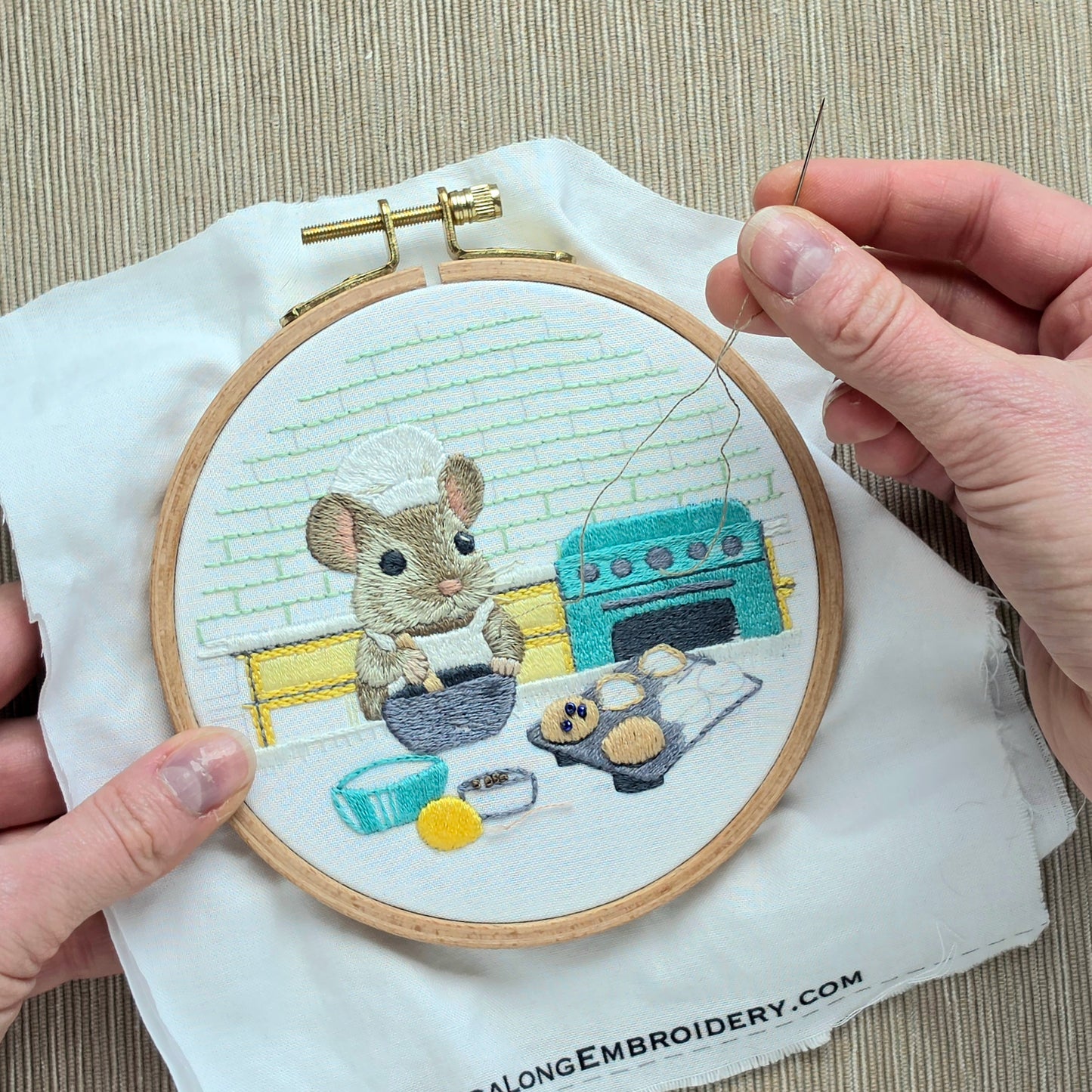 The Muffin Mouse Embroidery Pattern (PDF)