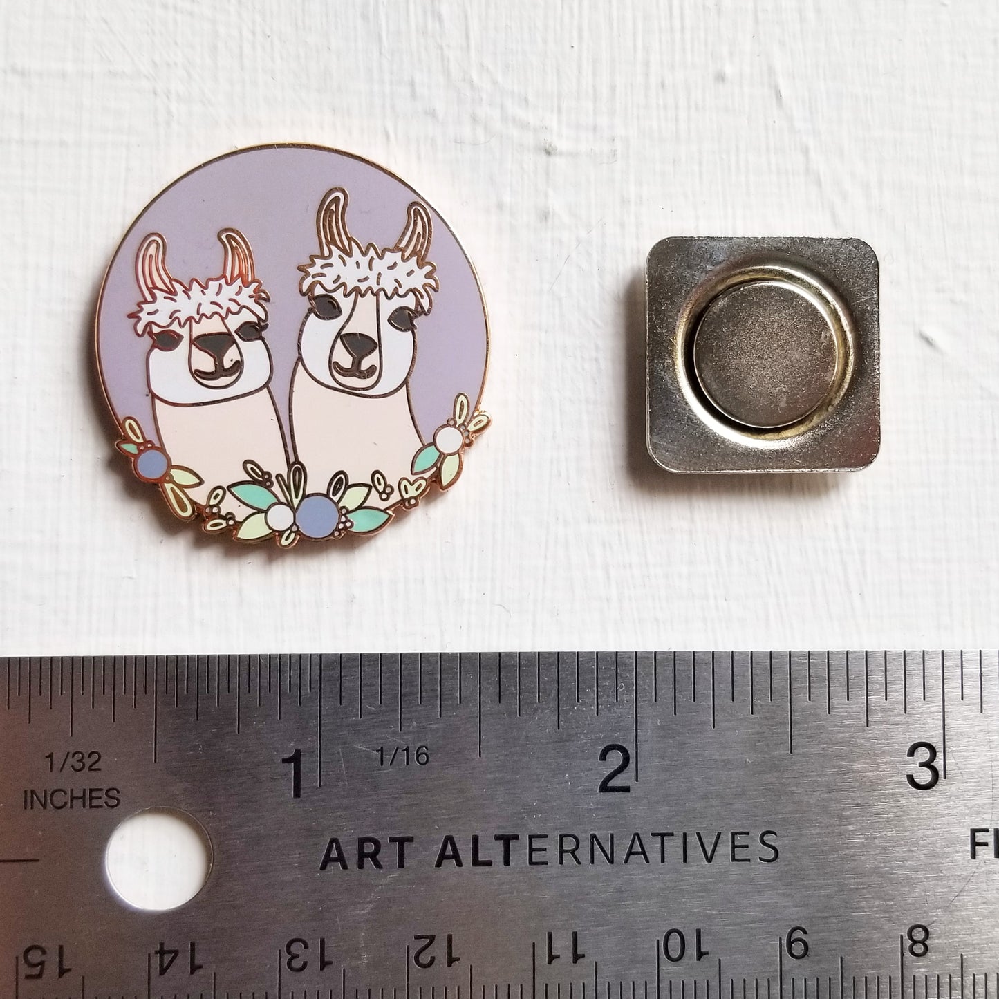 Llama Mamas Enamel Needle Minder