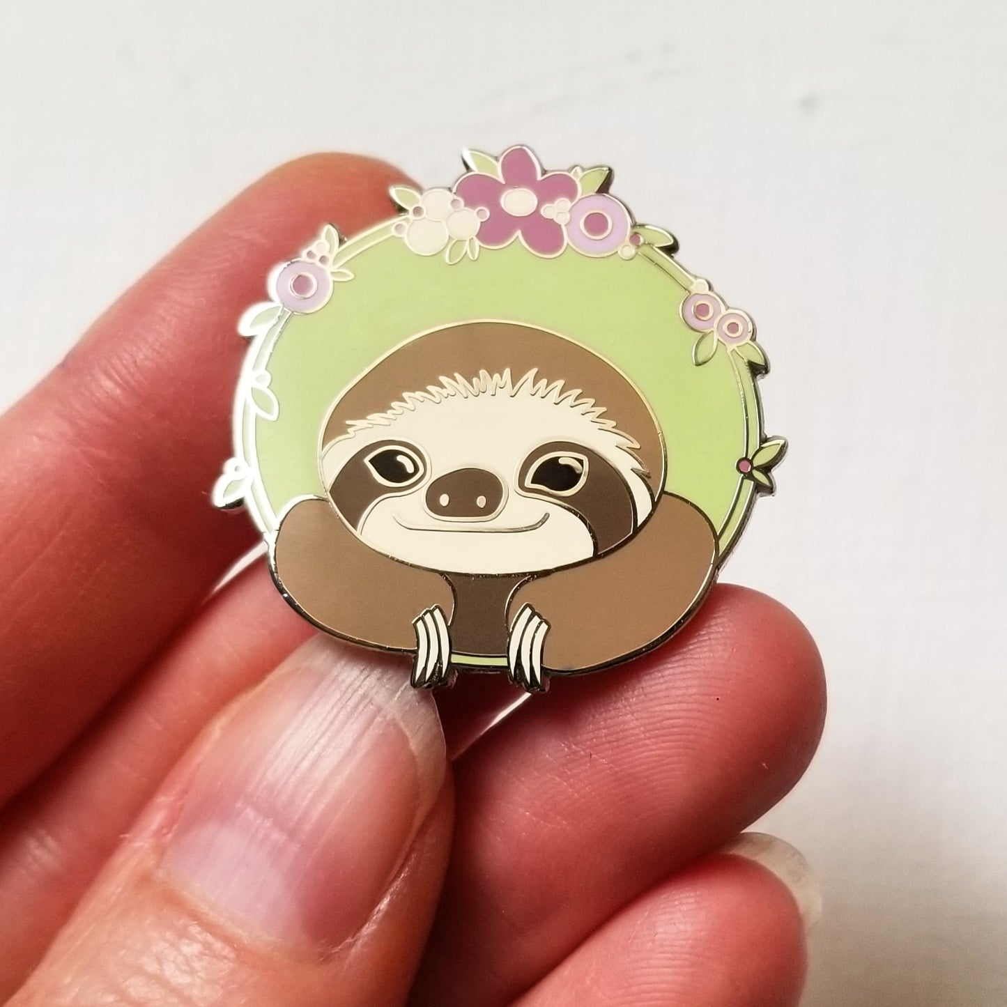 Happy Sloth Enamel Needle Minder