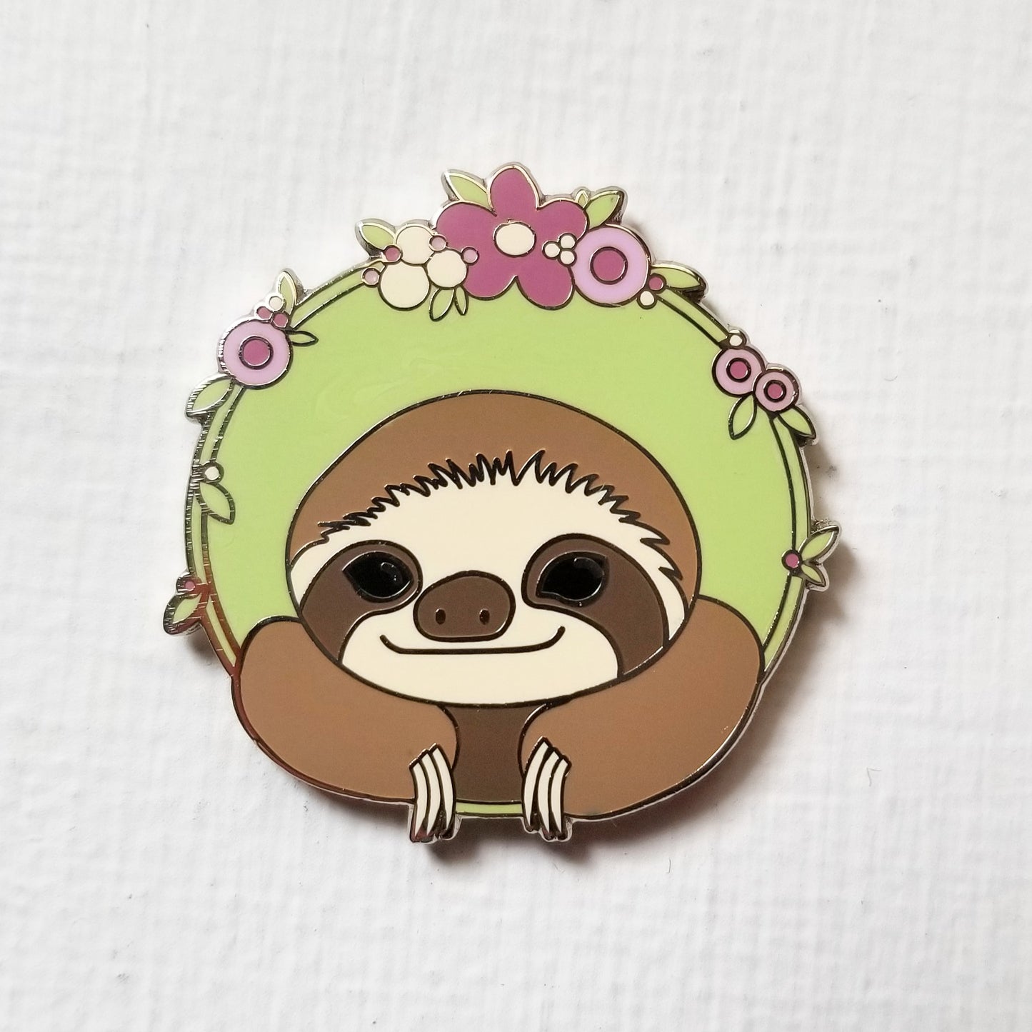 Happy Sloth Enamel Needle Minder