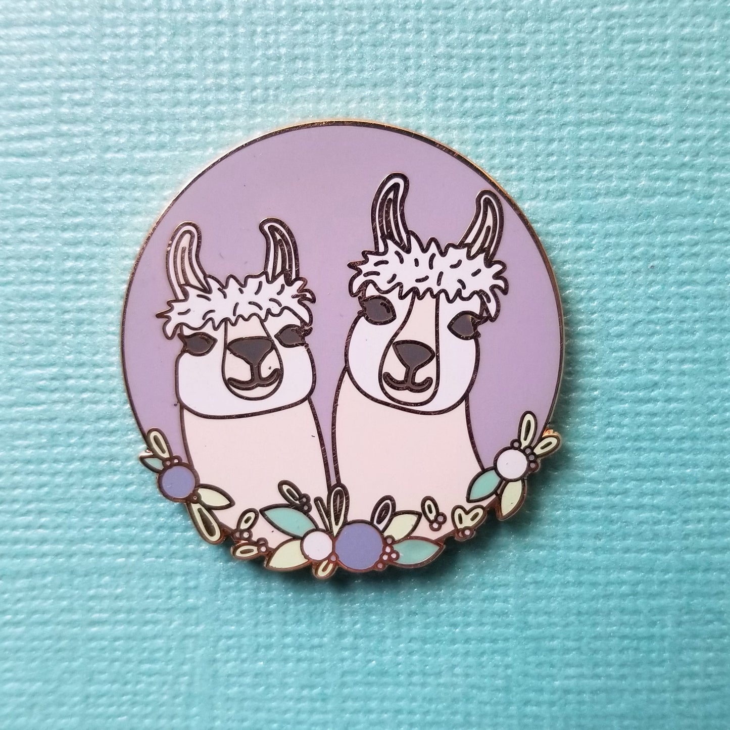 Llama Mamas Enamel Needle Minder