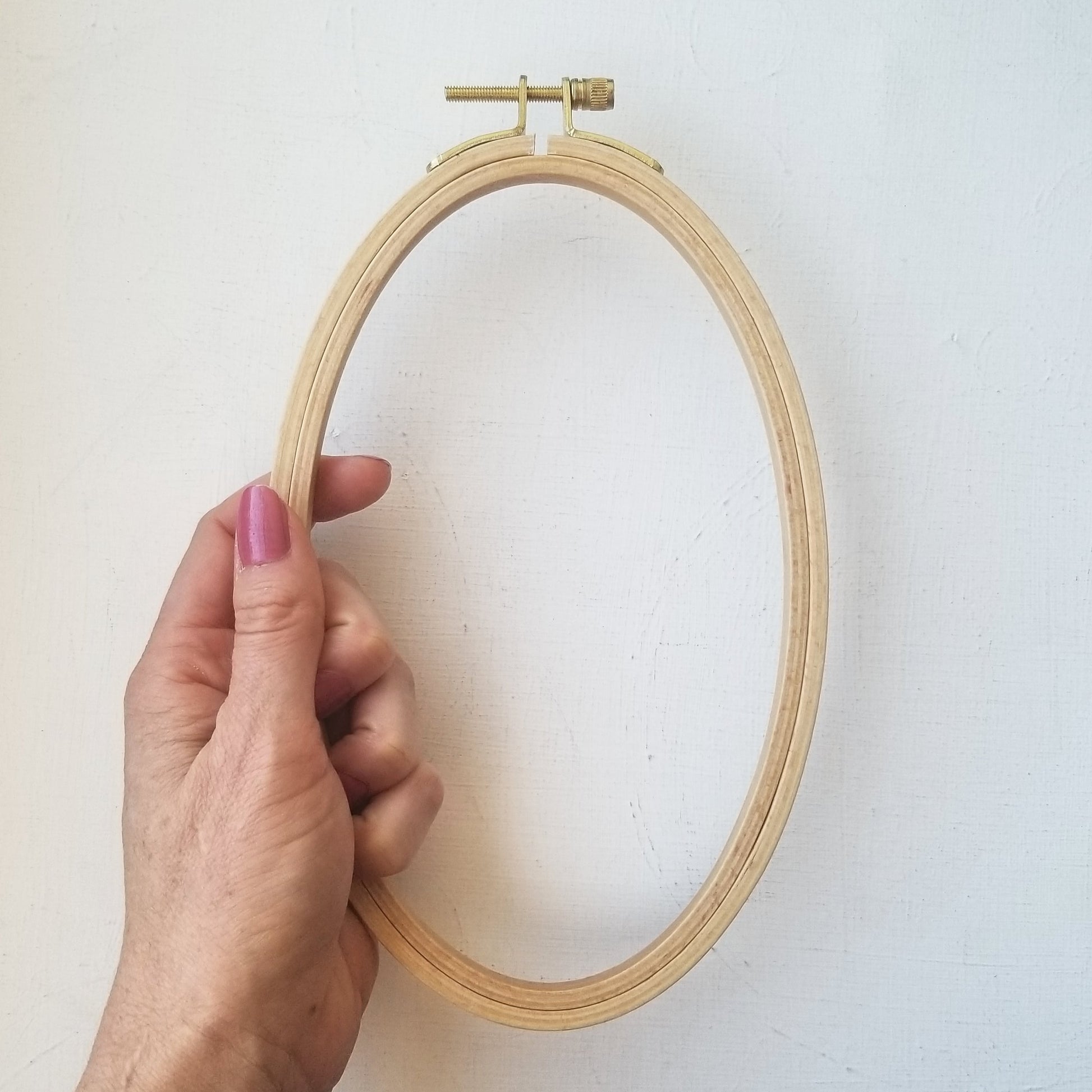 0.63 x 6.29 Beechwood Embroidery Hoop | Nurge #79813