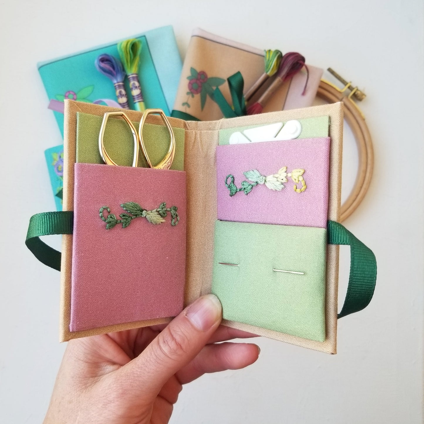 Mini Embroidery Case Kit